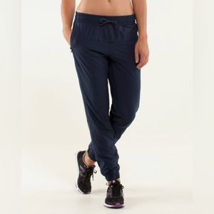 Lululemon lined jogger